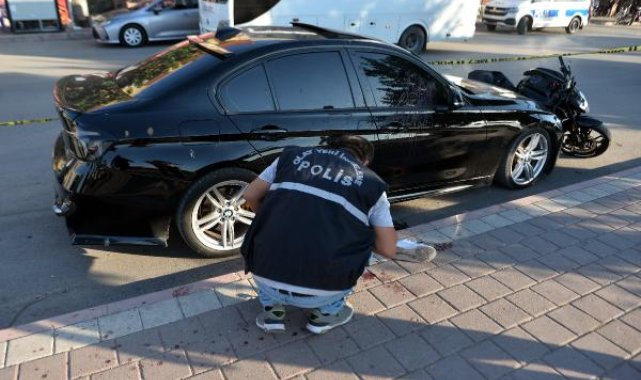Silahlı saldırı düzenleyenlere kurşun yağdırdı: 2 ölü - Yeniden