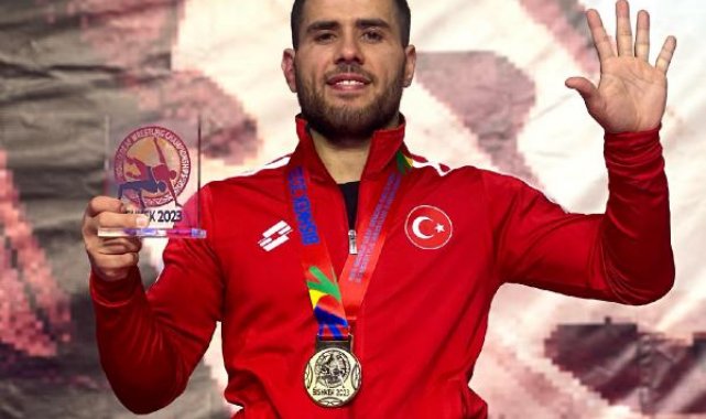 Şırnaklı milli güreşçi 5'inci kez dünya şampiyonu oldu