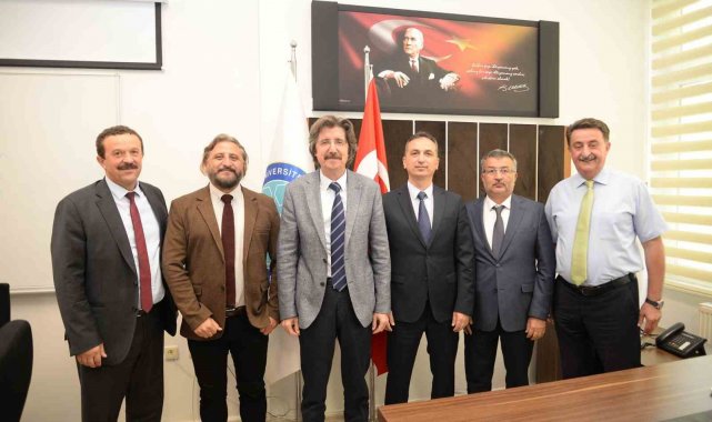 Sosyal Bilimler Enstitüsü'nde yeni Müdür Prof. Dr. Sezgin Kaya oldu
