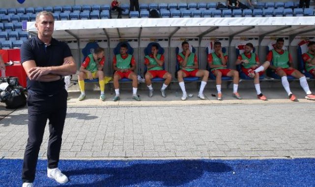 Stefan Kuntz: Sahanın ortasında cevap verilir, röportajlarda değil