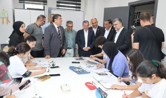 Sultanbeyli'de Aşık Veysel Kültür ve Sanat Evi açıldı