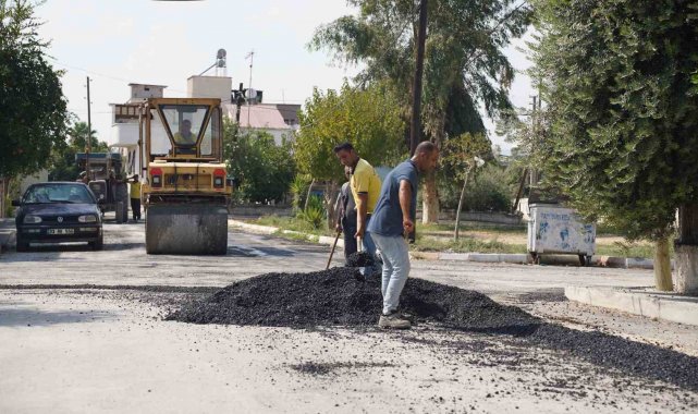 Tarsus'ta yollar yenileniyor