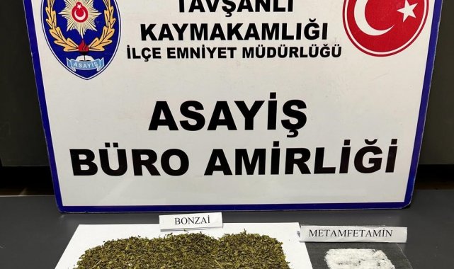Tavşanlı'da dolmuşla uyuşturucu sevkiyatı yapmaya çalışan şüpheli yakalandı