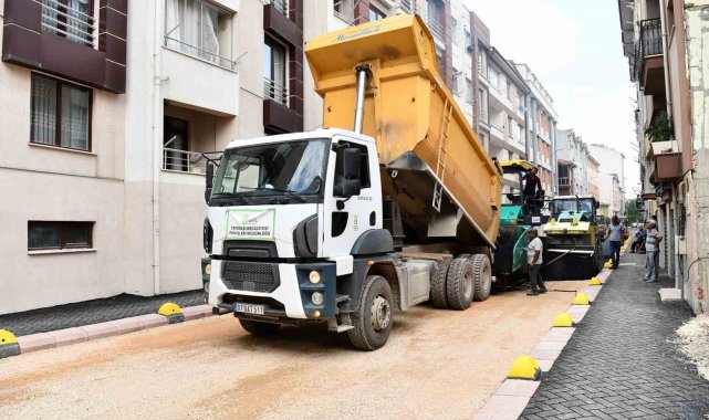 Tepebaşı'nda üstyapı çalışmaları sürüyor