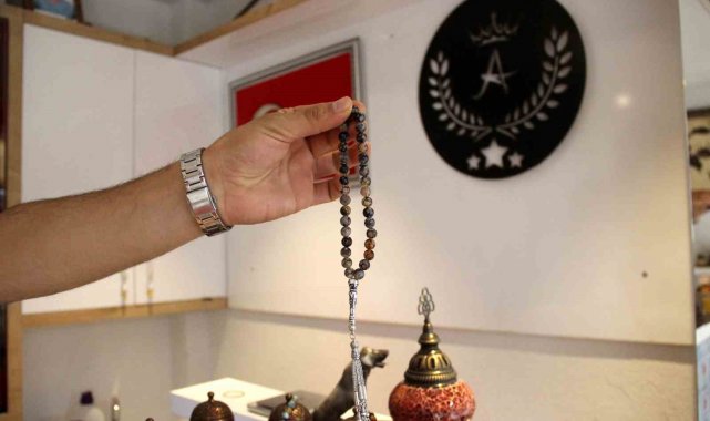 Tespih ustası doğadan gelen şifayı tespih ve takıya sıkıştırdı