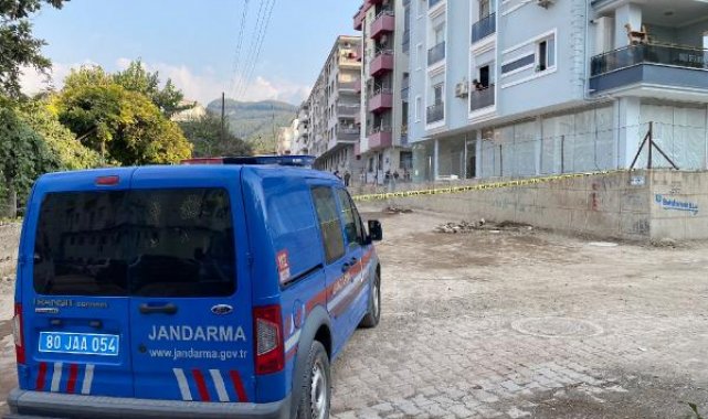 Uyuşturucu şüphelisi jandarmalara ateş açtı: 1 astsubay şehit, 1'i teğmen, 2 yaralı