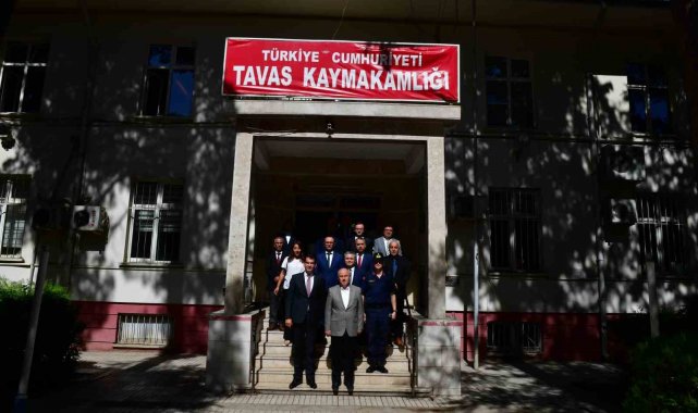 Vali Coşkun, ilçede ziyaretlerini sürdürdü