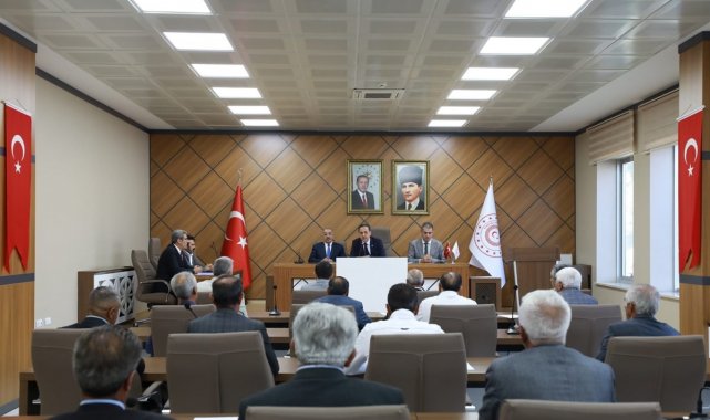 Vali Usta, projeler hakkında bilgi aldı