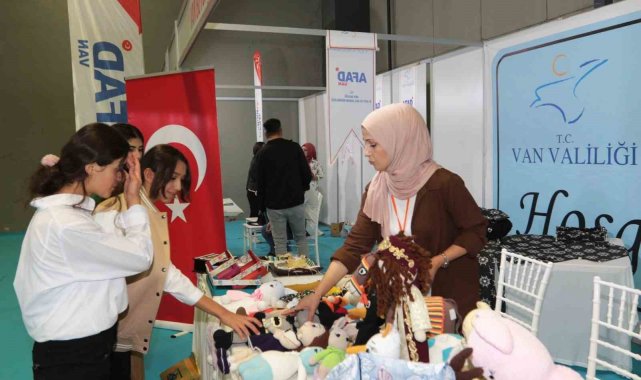 Van Büyükşehir Belediyesi Gurme Fuarında stant kurdu