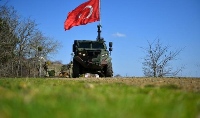 Yunanistan sınırında 13'ü FETÖ üyesi 18 kişi yakalandı