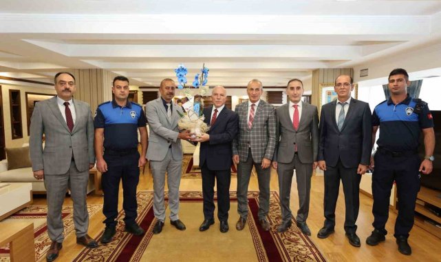 Zabıtalardan Başkan Sekmen'e ziyaret