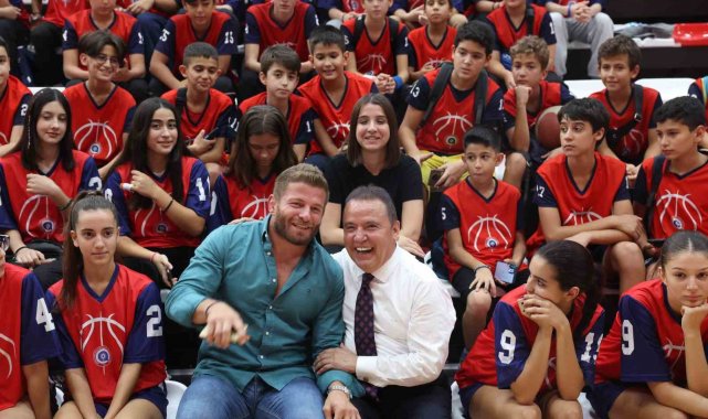 100. Yıl Sedir Spor Kompleksi faaliyete girdi