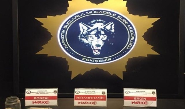 25 farklı operasyonda 1,3 kilogram uyuşturucu madde ele geçirildi