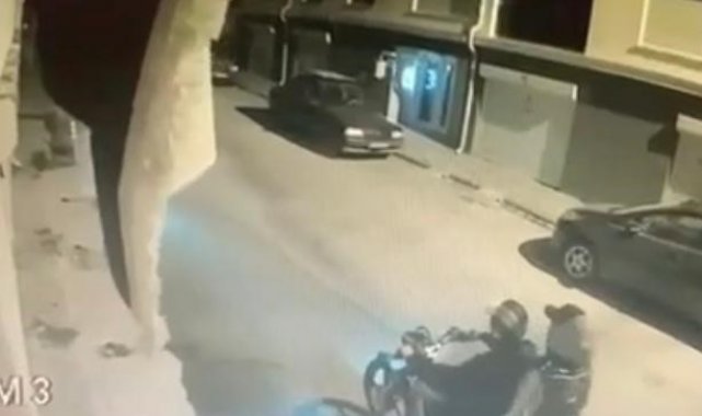 'Halı' hırsızları güvenlik kamerasına yakalandı