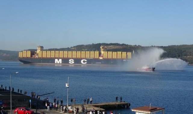 'MSC Türkiye', Çanakkale Boğazı'ndan geçti