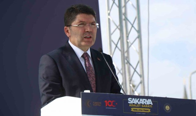 Adalet Bakanı Tunç: "Hedefimiz Türkiye Yüzyılı'nda darbe anayasasından kurtulmak"