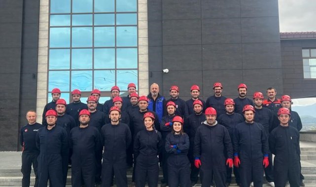 Afetlerde can kurtarmak için eğitim alıyorlar