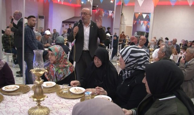 AK Partinin 'Mahallede gezek var' etkinliğine yoğun katılım