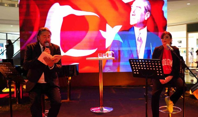 Akbatı, Cumhuriyet'in 100. Yılı'nı coşkuyla kutladı