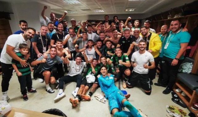 Akhisarspor seriye bağladı