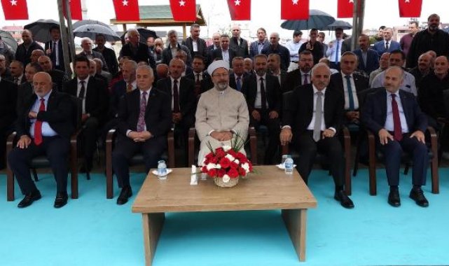 Ali Erbaş: Dünya malını eğer Allah yolunda harcarsanız unutulmazsınız