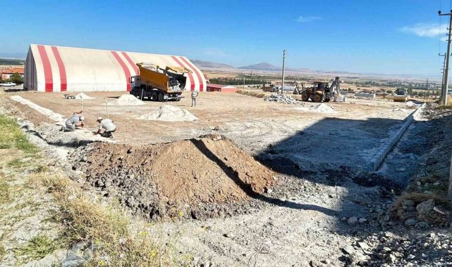 Altıntaş'ta Şehitler Parkı yapım çalışmalarına başlandı
