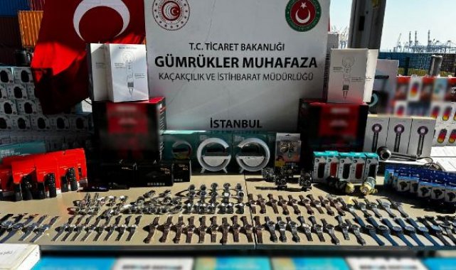 Ambarlı Limanı'nda kaçak elektronik eşya operasyonu