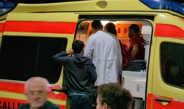 Ambulansla Moldova'ya götürülürken değerleri düşen turiste Bursa'da acil müdahale