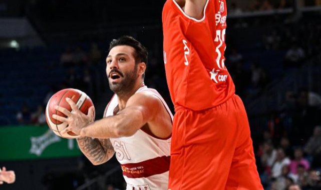 Anadolu Efes - Galatasaray: 76-95