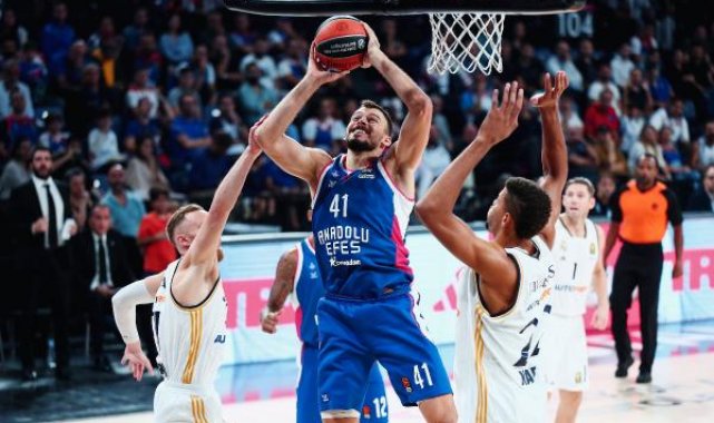 Anadolu Efes - Real Madrid: 80-103