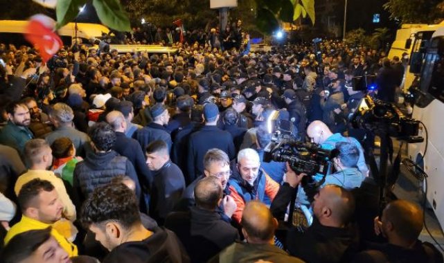 Ankara'da İsrail Büyükelçiliği önünde protesto