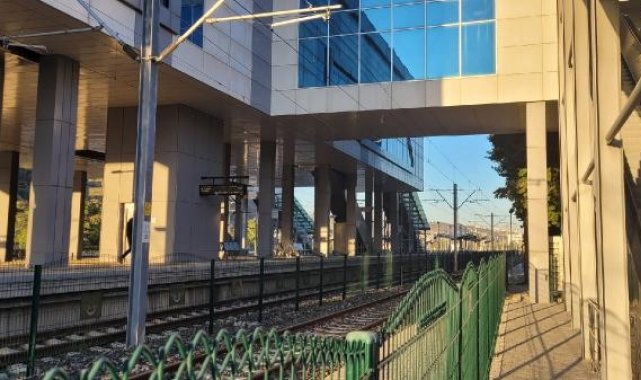 Ankara'da test aşamasındaki YHT raydan çıktı: 4 çalışan yaralandı