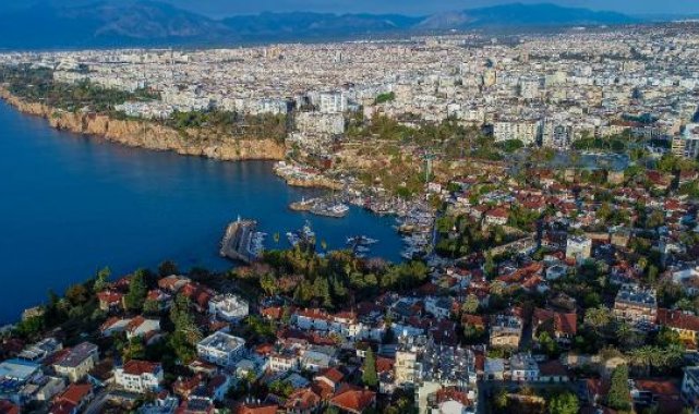 Antalya, yabancı yatırımcının gözdesi