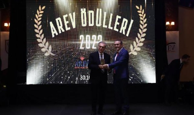 Arev Vakfı Cumhuriyet'in 100'üncü yılını özel bir geceyle kutladı