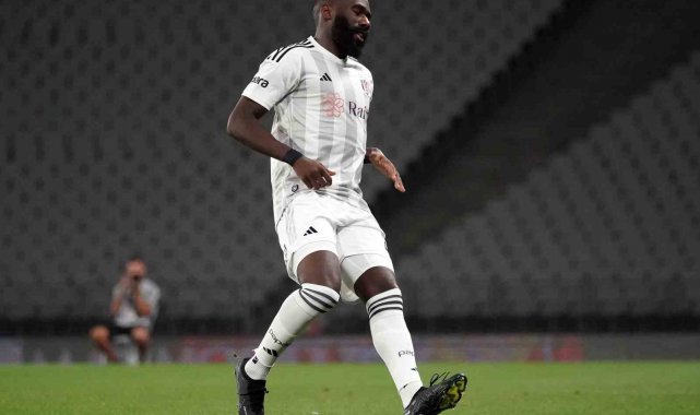 Arthur Masuaku'nun uyluk arka adalesinde gerilme ve ödem tespit edildi