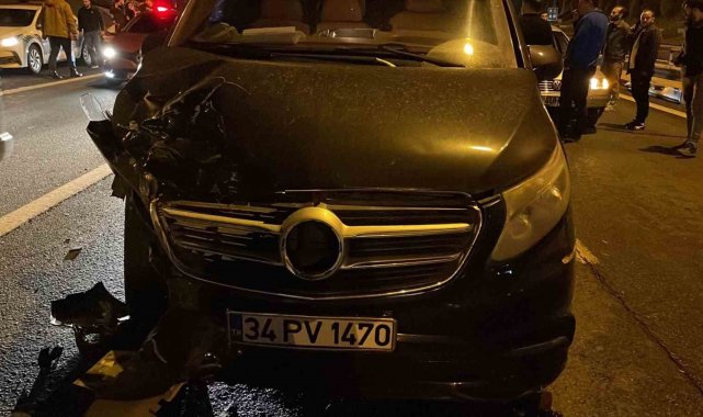 Ataşehir'de zincirleme trafik kazası: 2 yaralı