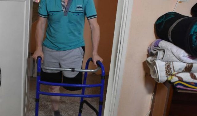 Ayağına batan cam parçasını önemsemeyen diyabet hastası, bacağını kaybetti
