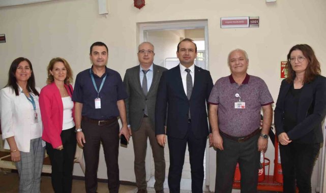 Aydın İl Sağlık Müdürü Şenkul, Sağlıklı Yaş Alma Merkezi'nde incelemelerde bulundu