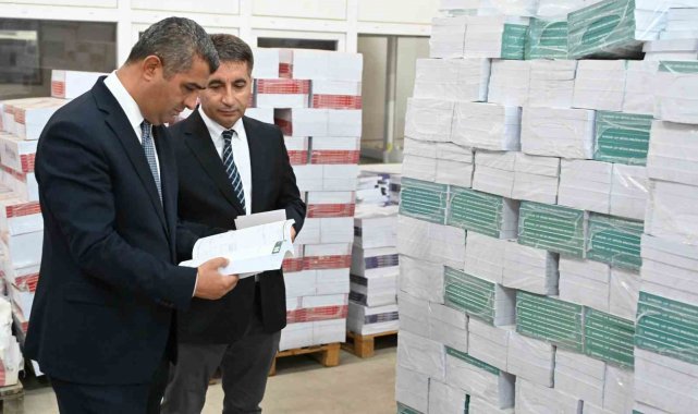 Aydın'da bir milyonu aşkın ders kitabı ücretsiz dağıtıldı