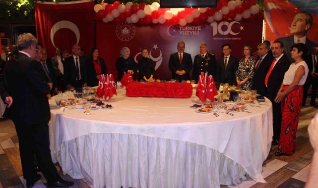 Aydın'da, Cumhuriyet Resepsiyonu gerçekleştirildi