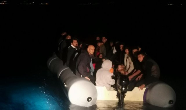 Ayvalık'ta 43 göçmen Sahil Güvenlik'ten kaçamadı