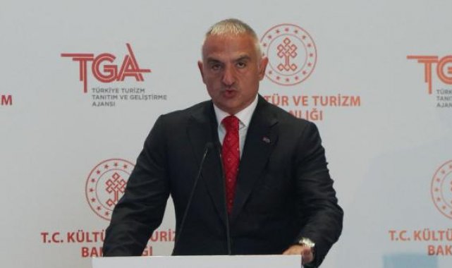 Bakan Ersoy: Ayasofya'ya ziyaretler yabancı ülke vatandaşları için 15 Ocak'tan itibaren ücretli olacak