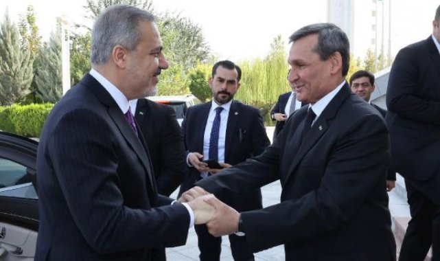 Bakan Fidan, Türkmenistanlı mevkidaşıyla görüştü