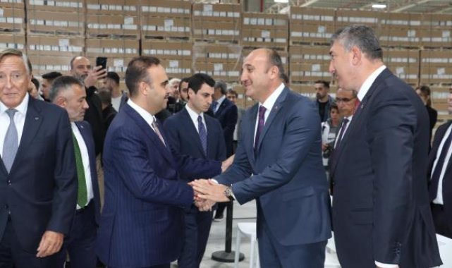 Bakan Kacır: İsrail'e 'dur' demeyi hep birlikte, bir an evvel başarmalıyız