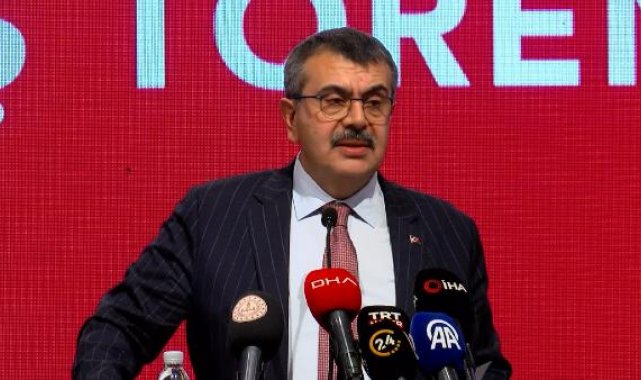Bakan Tekin: Eğitimle ilgili tartışmaların zenginlik oluşturduğuna inanıyorum