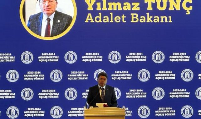 Bakan Tunç: Yeni anayasayı üniversitelerimizin katkılarıyla yapacağız