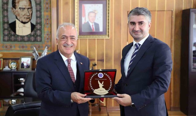 Bakan Yardımcısı Tarıkdaroğlu, Rektör Çomaklı'ya ziyaret