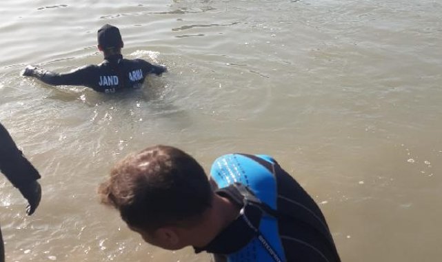 Balık tutmak için gittiği nehirde ölü bulundu