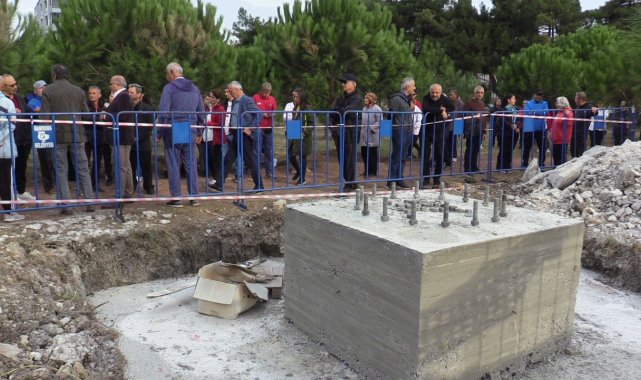 Bandırma'da mahalle sakinlerinden 'baz istasyonu' tepkisi