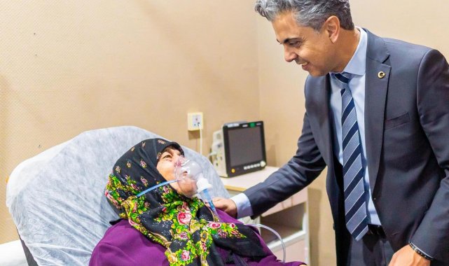Başhekim Kuyrukluyıldız, Göz Hastanesinde incelemelerde bulundu